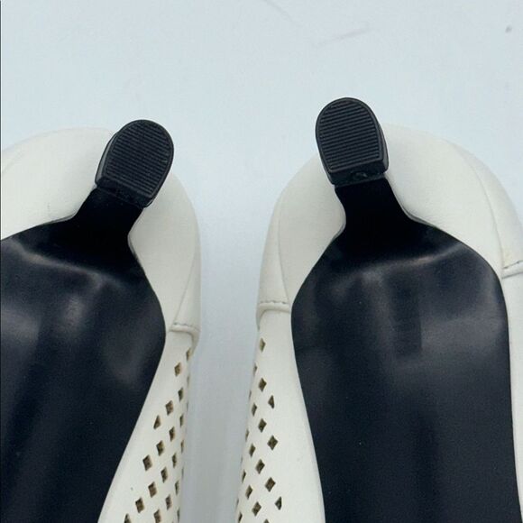 Easy Street Women's Ansen Pointed Toe Pumps Size 6 6M NIB - Picture 11 of 13